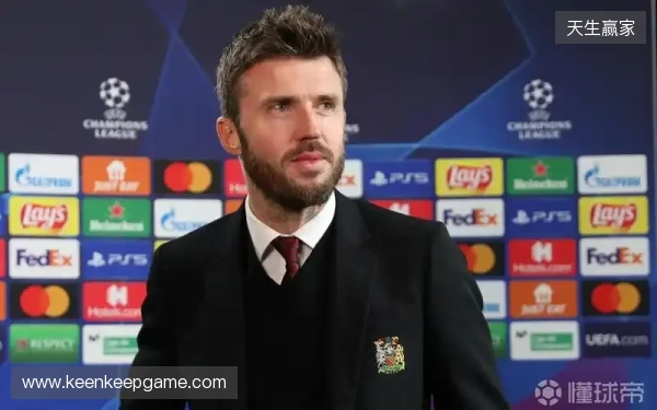 电讯报：曼联预计本周二官宣卡里克，他在与高层会谈中表现出色