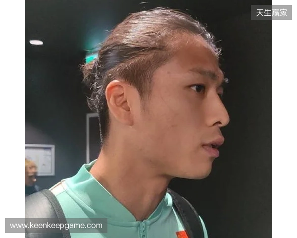 张玉宁:希望未来如果因实力不济输球的话,大家也能对我们包容 张玉宁:希望未来如果因实力不济输球的话,大家也能对我们包容