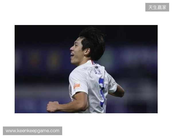 半场-玉昆暂0-0申花 约尼查造险两队合计1射正 半场-玉昆暂0-0申花 约尼查造险两队合计1射正