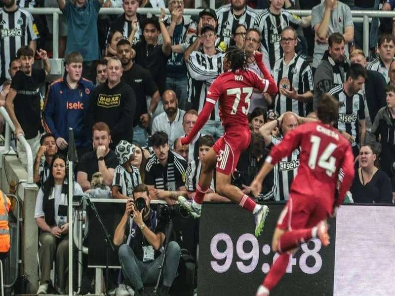 英超赛季五快球：埃基蒂克居首，佳夫、福登、姆伯莫在列