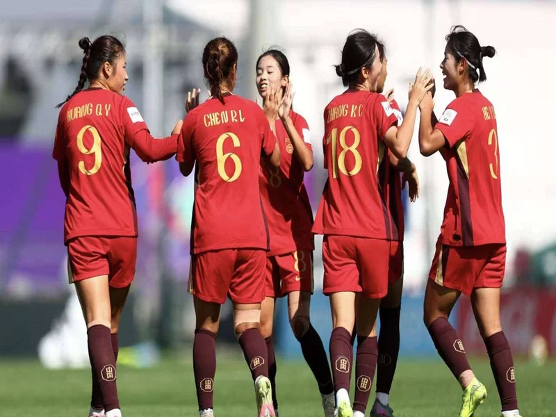 半场-U17中国女足2-0印度女足U17 黄沁怡破门刘雨希传射建功